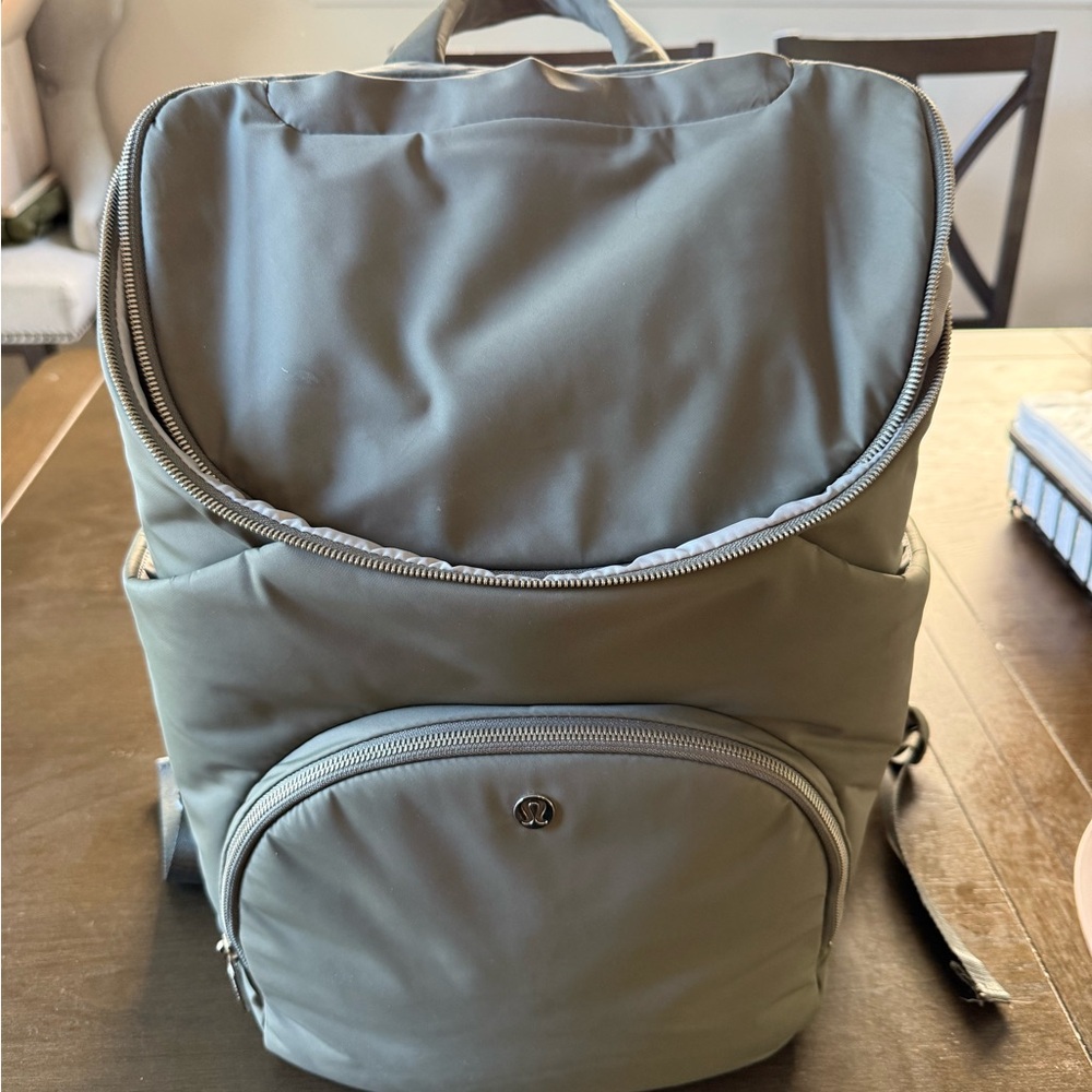 Lululemon New Parent Backpack 17L